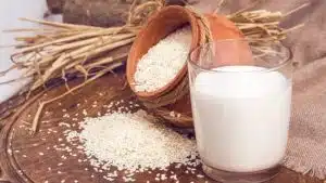 کنجد یا شیر؛ کدام بیشتر کلسیم دارند؟ در وبلاگ رُزبُن